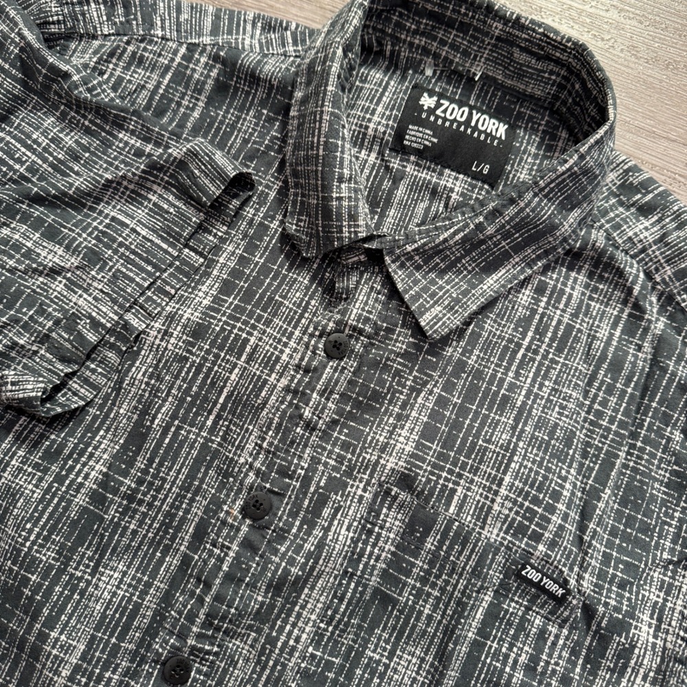 Zoo York Shirt Mens Large Black Gray Grid 100% Cotton Streetwear Skate Casual
